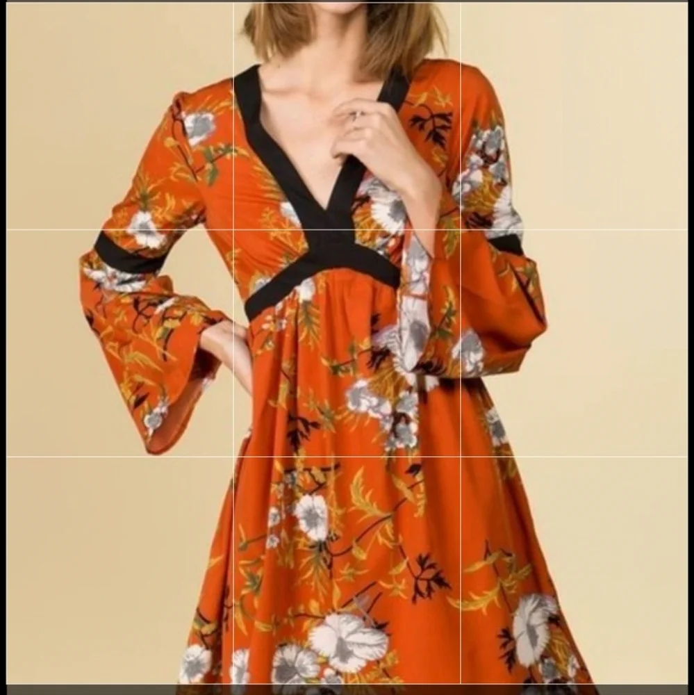 Printed Women's Dresses Size S, L, XL - Picture 2 of 2